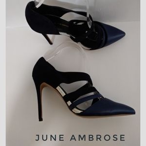 JUNE AMBROSE- Pumps